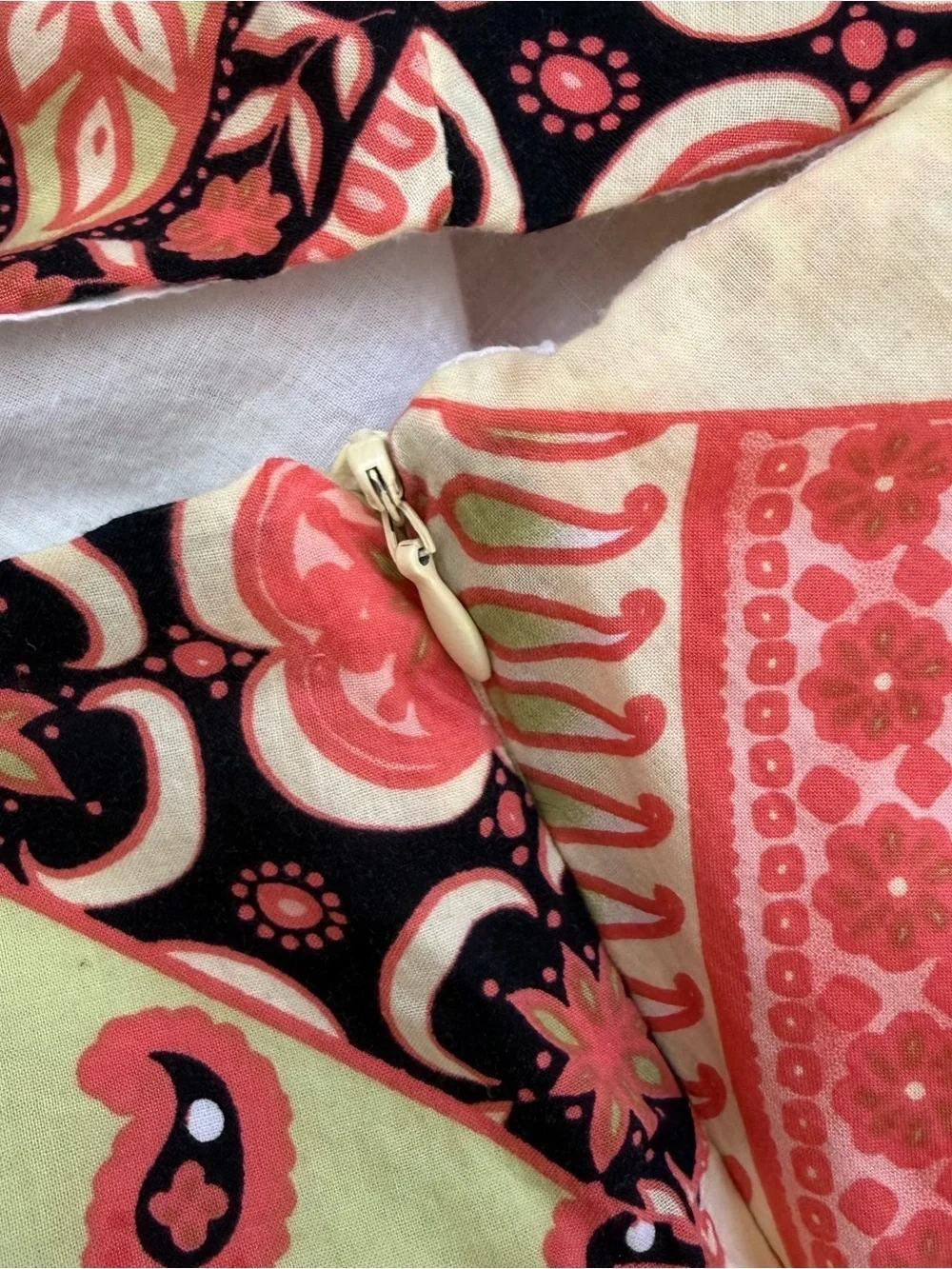 A. Byer Y2K Pink Green Patchwork Paisley Print Cotton Mini Skirt Boho Size 11